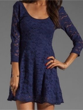 Navy blue free people lace dress lined Sz L